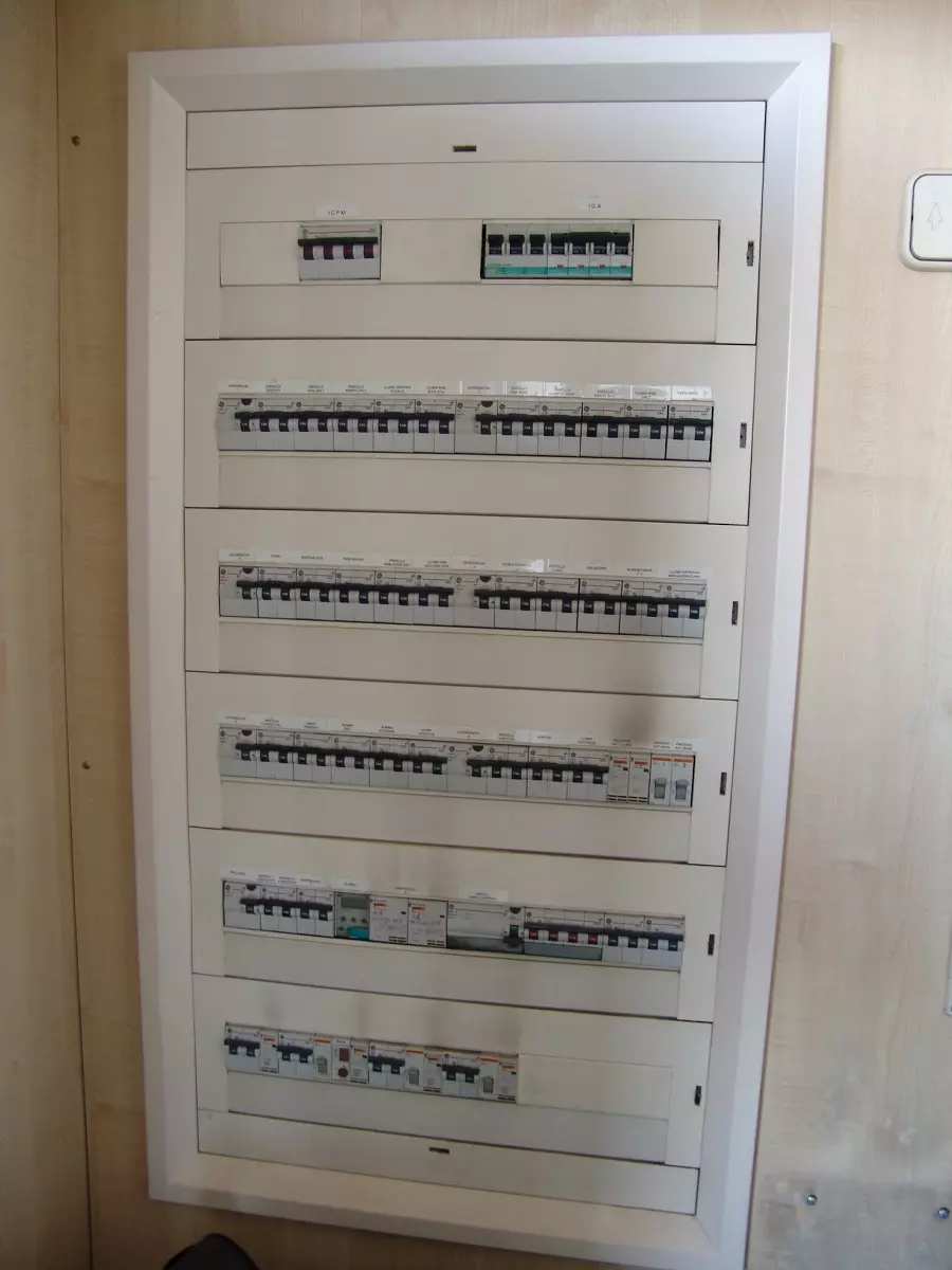 instalaciones cuadros electricos Proyectos el茅ctricos Santander